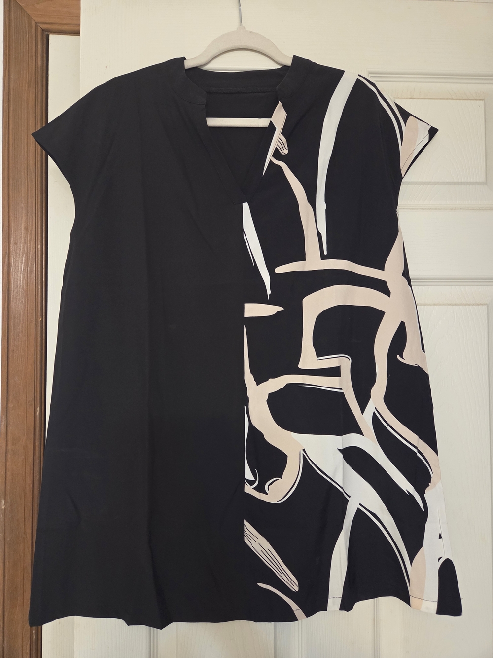 Black & Cream Abstract Split-Print Women's Dress